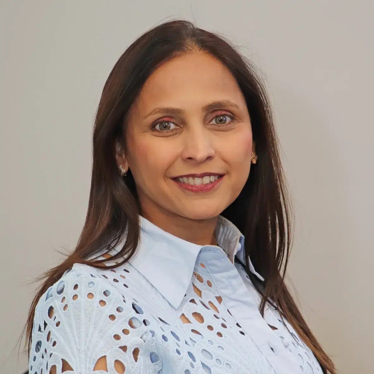 Dr Deshpande